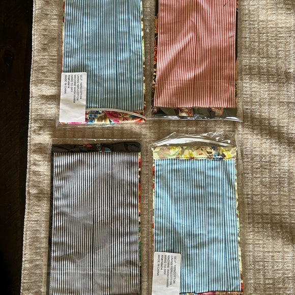 Johnny Was Set of 4! Cotton Sateen Face Mask Set NWT - Picture 7 of 9